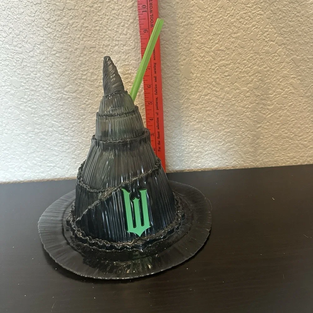 Witch Hat Cup Wicked 2024 Movie Exclusive Collectible Ltd 32 Oz Majic‎ Drink